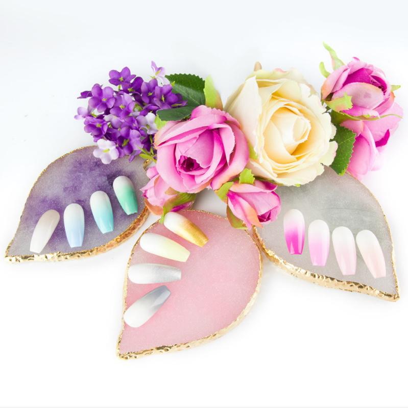 Kamnit list (za mešanje barv in prikaz poslikav) - roza