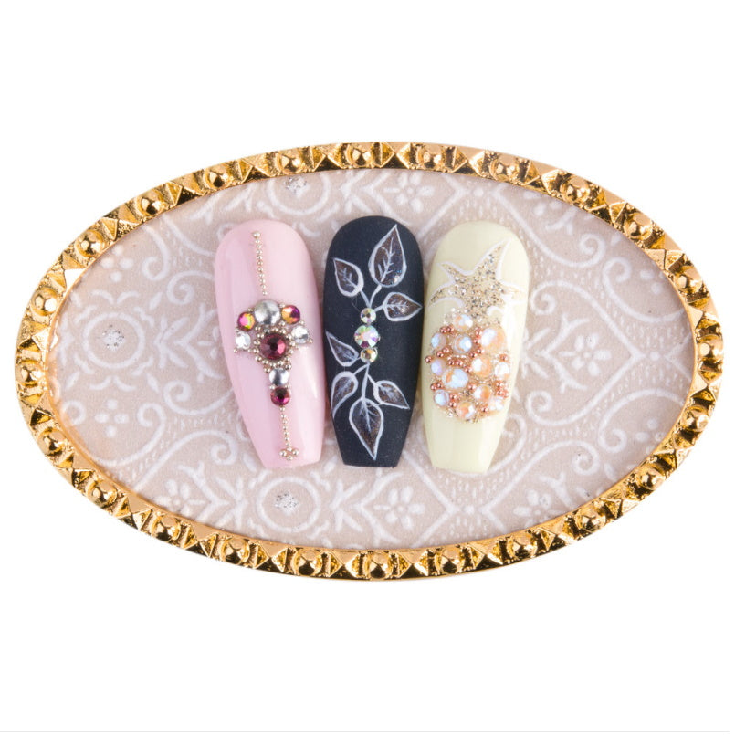 Dekorativna podlaga za prikaz barv in poslikav - elipsa z zlatimi kristalčki