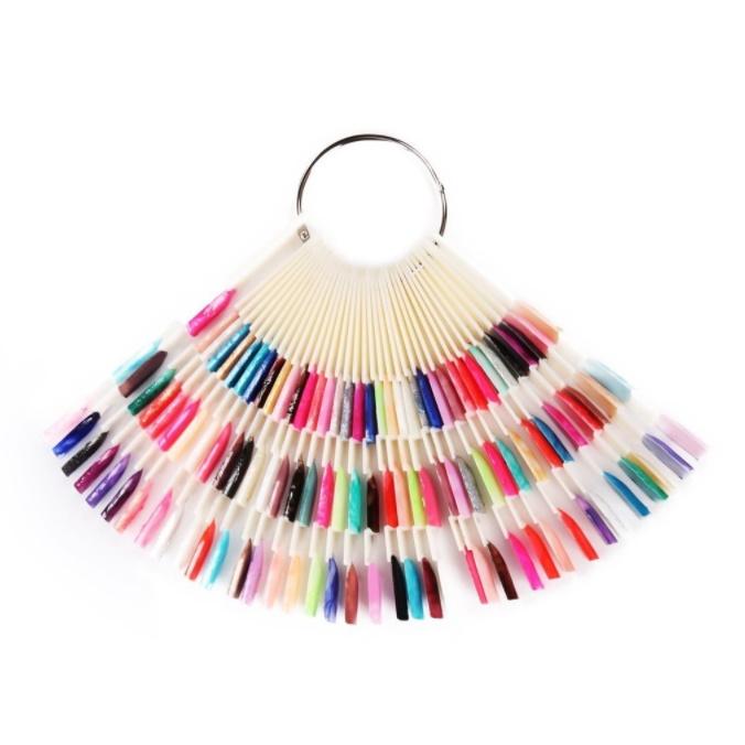 Konice naravne barve za prikaz na kovinskem obroču (50konic/ 150barv)