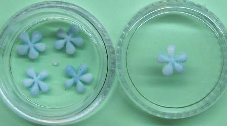 3D gumijasta roža 09