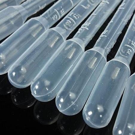 Plastična pipeta /kapalka