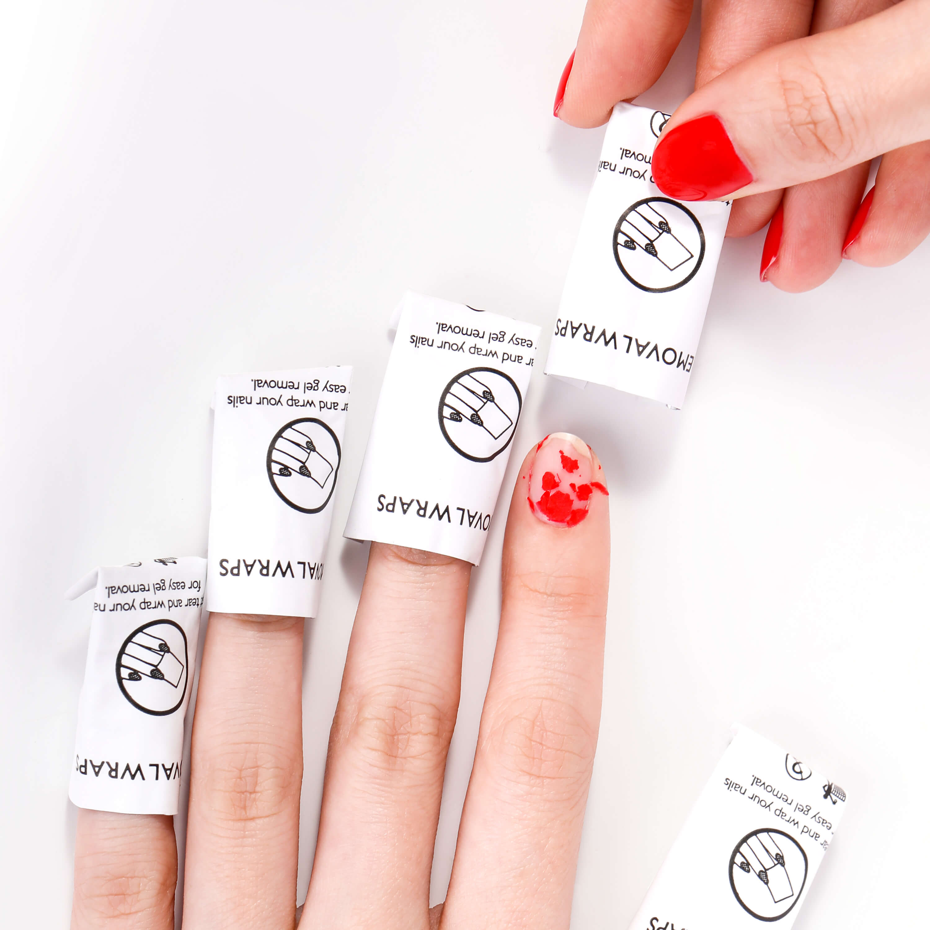 Bluesky blazinice za odstranjevanje gel laka (200 kos) - blazinice že vsebujejo odstranjevalec