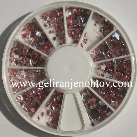 Okrasni kamenčki (svetlo roza, različne oblike)