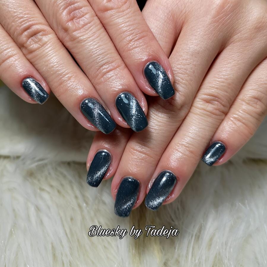 Bluesky UV/LED gel-lak (Smoothie cat eye - Magnetni SM05/ SW05), 10 ml