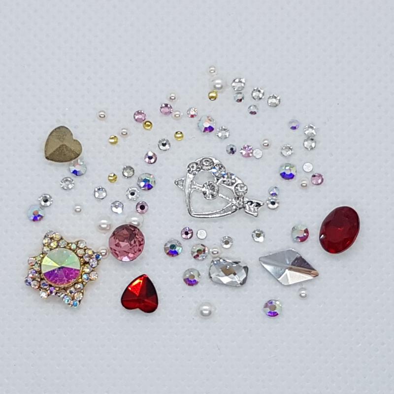 3D okraski kamenčki in kristalčki