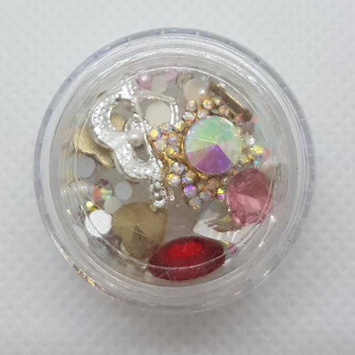 3D okraski kamenčki in kristalčki