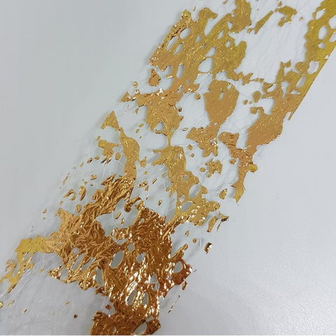 Nail art Zlata folija na beli mreži geliranjenohtov