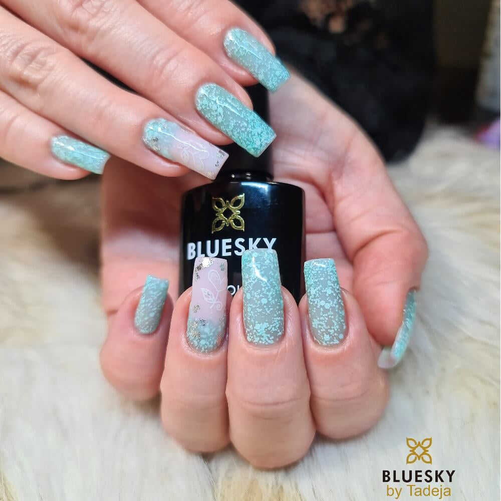 Bluesky gel lak Snowfall mint